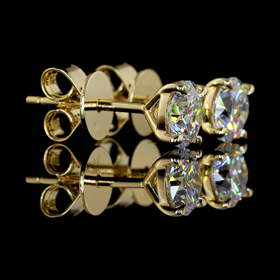 Round Studs, 1.5 ct in 14k yellow gold