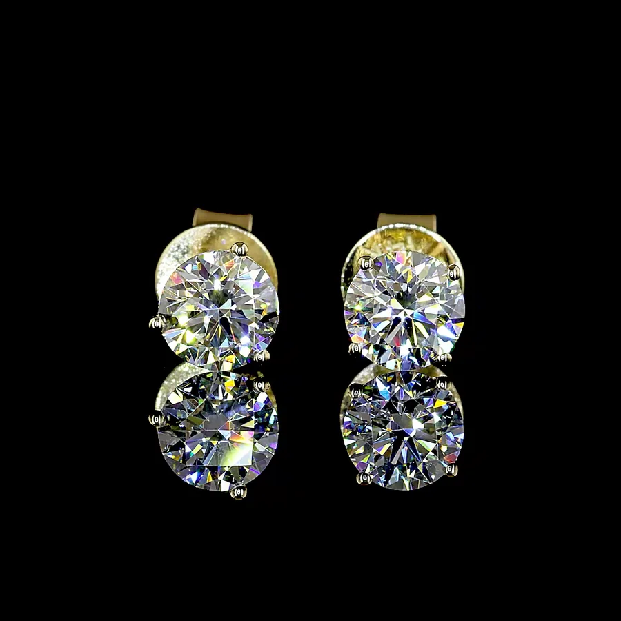Round Studs, 1 ct in 14k yellow gold