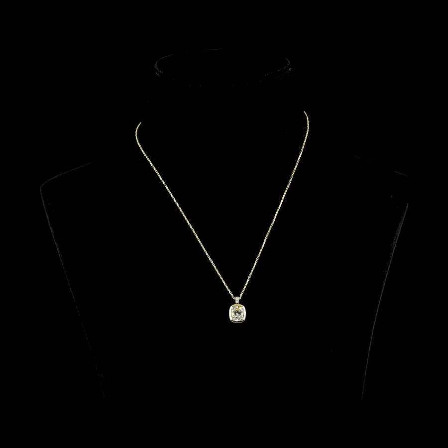 Cushion Pendant, 2 ct in 14k yellow gold