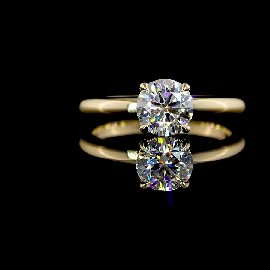 Round Solitaire, 1 ct in 14k yellow gold